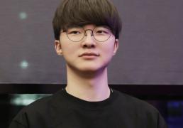 LOL比(bǐ)赛暂停长達(dá)3小时，选手打开直播看比(bǐ)赛，被官方(fāng)禁赛处罚