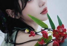 KPL官方解说的解说小鹿，身材还是很顶的，旗袍太适合她了！