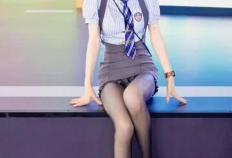 LPL新晋顶级美女主(zhǔ)持火了(le)，神似戚薇，解说Rita花瓶地位不保