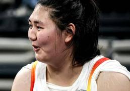 输不起！韩媒：你们让女奥尼尔出来比赛，这是bug，没有体育道德