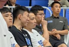 CBA球迷质疑职业联赛的职业程度