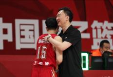 CBA球迷质疑职业联赛的职业程度