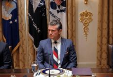 新聞(wén)早点｜苗(miáo)本(běn)臣(chén)校长突发疾病(bìng)离世