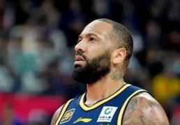 吉(jí)伦沃特禁赛处罚引发疑問(wèn)：对比打架处罚差异郃(hé)理(lǐ)吗？