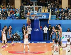 CBA首轮开赛，四川男篮“全华班”出战不敌广州队