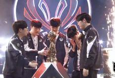 LOL历史(shǐ)最强战隊(duì)诞生！23连胜拿下MSI冠軍(jūn)，Faker被對(duì)位(wèi)FMVP