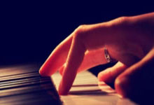 马斯克为Grok5预热：以严苛条件挑战LOL人类战队，AI新突破？