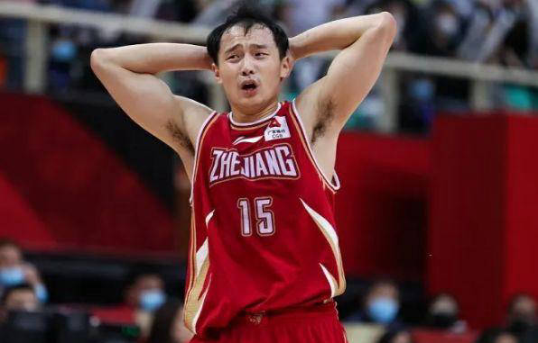 CBA球迷质疑职业联赛的职业程度