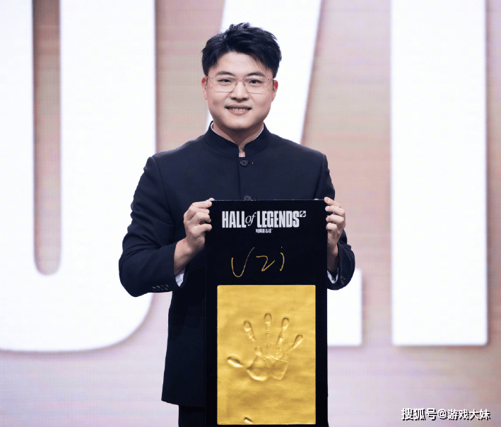 RNG被外卖公(gōng)司收购，Uzi有複(fù)出(chū)希望，雙(shuāng)方(fāng)早有合作(zuò)