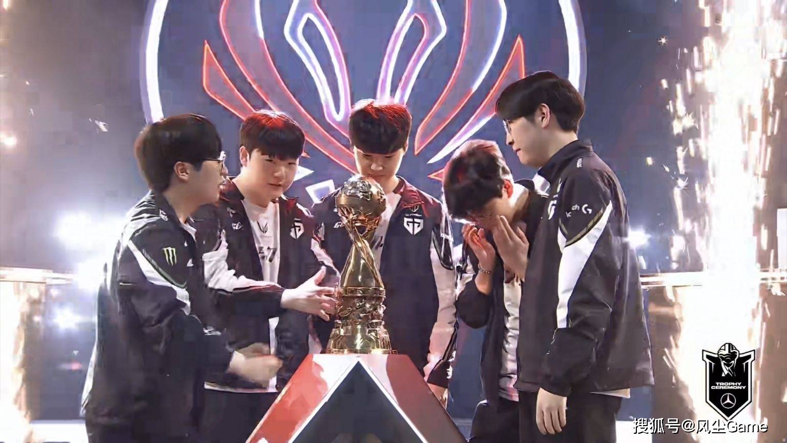 LOL历史(shǐ)最强战隊(duì)诞生！23连胜拿下MSI冠軍(jūn)，Faker被對(duì)位(wèi)FMVP