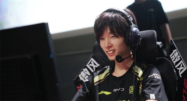 【一竞技1JingJi】LOL:LPL世(shì)界赛陪练阵容曝光!