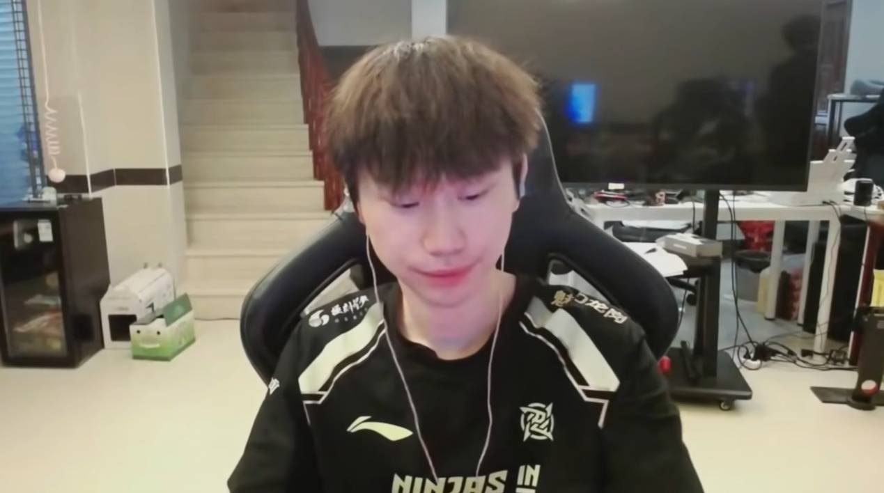 LPL官方大发雷霆(tíng)！官方解说透露(lù)，联盟很生气，對(duì)ASI成绩相当不滿(mǎn)