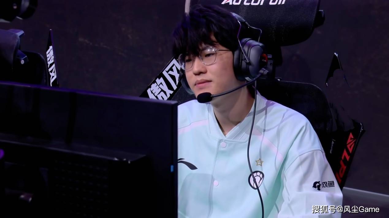 LPL冠军打野身(shēn)败名裂！大(dà)優(yōu)势局送输比賽(sài)，管泽元怒斥(chì)：不配赢