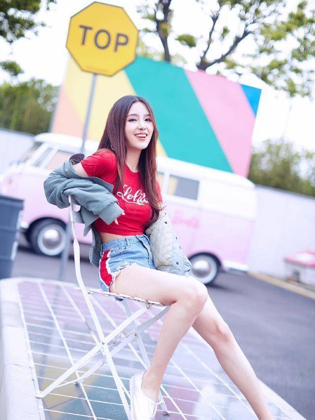 Rita的逆袭之路！电竞解说到娱樂(lè)圈女神，跨界走得(dé)飞起！