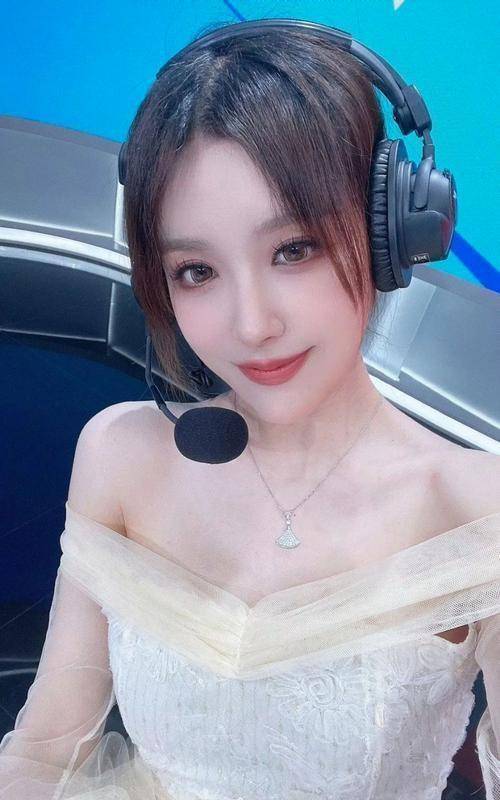 Rita的逆袭之路！电竞解说到娱樂(lè)圈女神，跨界走得(dé)飞起！