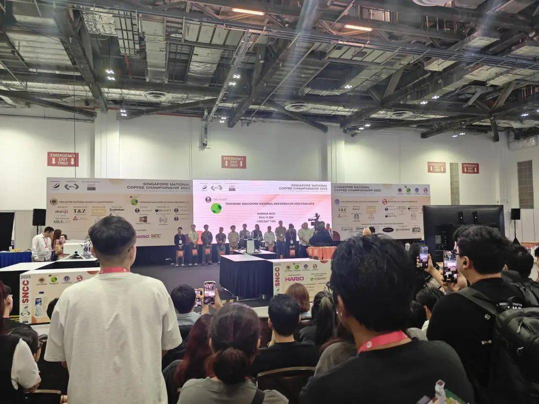 赛事回顾｜新加坡全(quán)國(guó)咖啡錦(jǐn)標(biāo)赛（SNCC）比(bǐ)赛指定用机：Tamp;Z品牌飞跃咖啡机閃(shǎn)耀(yào)國(guó)际舞台，广受好评！