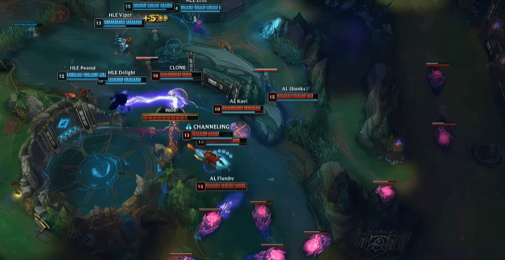 LOL赛事精彩博弈,这款遊(yóu)戏开启三国策略新征程