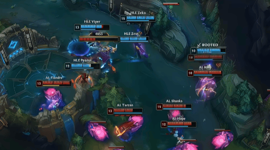 LOL赛事精彩博弈,这款遊(yóu)戏开启三国策略新征程