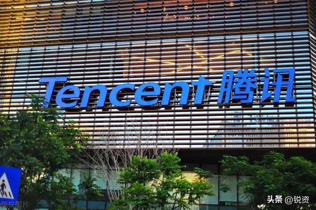 千亿市場(chǎng)争夺战！王者荣耀守中(zhōng)国，LOL手游攻全球，市場(chǎng)优势分析