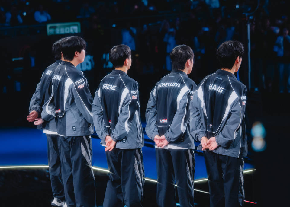 LOL战队全球实力榜更新：LCK包攬(lǎn)前四，TES陞(shēng)至第六！