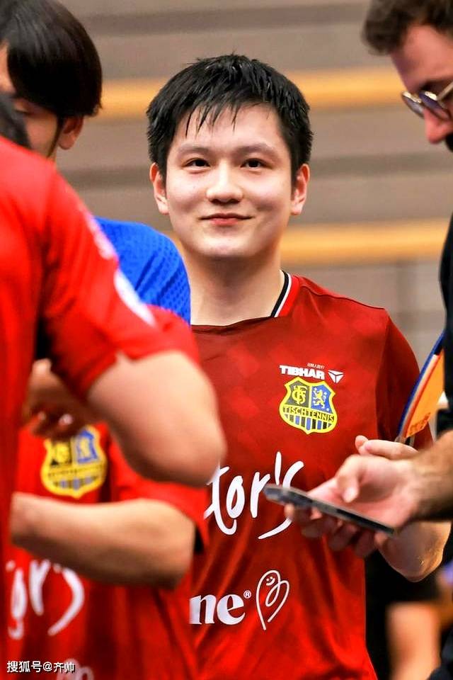 樊振東(dōng)明(míng)天赛程(chéng)出炉：晚6点出战德国杯半决赛，中(zhōng)国球迷不(bù)用熬夜