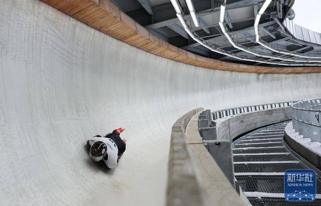 殷正獲(huò)钢架(jià)雪车世界杯系列賽(sài)科爾(ěr)蒂纳丹佩佐站男子(zi)個(gè)人賽(sài)季軍(jūn)