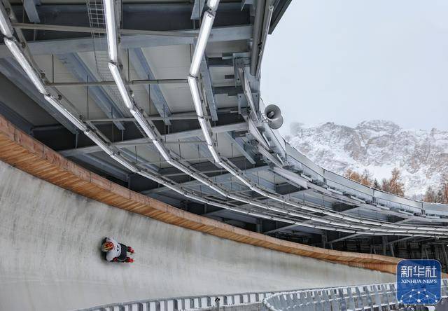 殷正獲(huò)钢架(jià)雪车世界杯系列賽(sài)科爾(ěr)蒂纳丹佩佐站男子(zi)個(gè)人賽(sài)季軍(jūn)