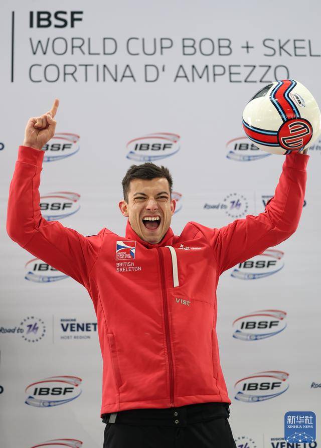 殷正獲(huò)钢架(jià)雪车世界杯系列賽(sài)科爾(ěr)蒂纳丹佩佐站男子(zi)個(gè)人賽(sài)季軍(jūn)