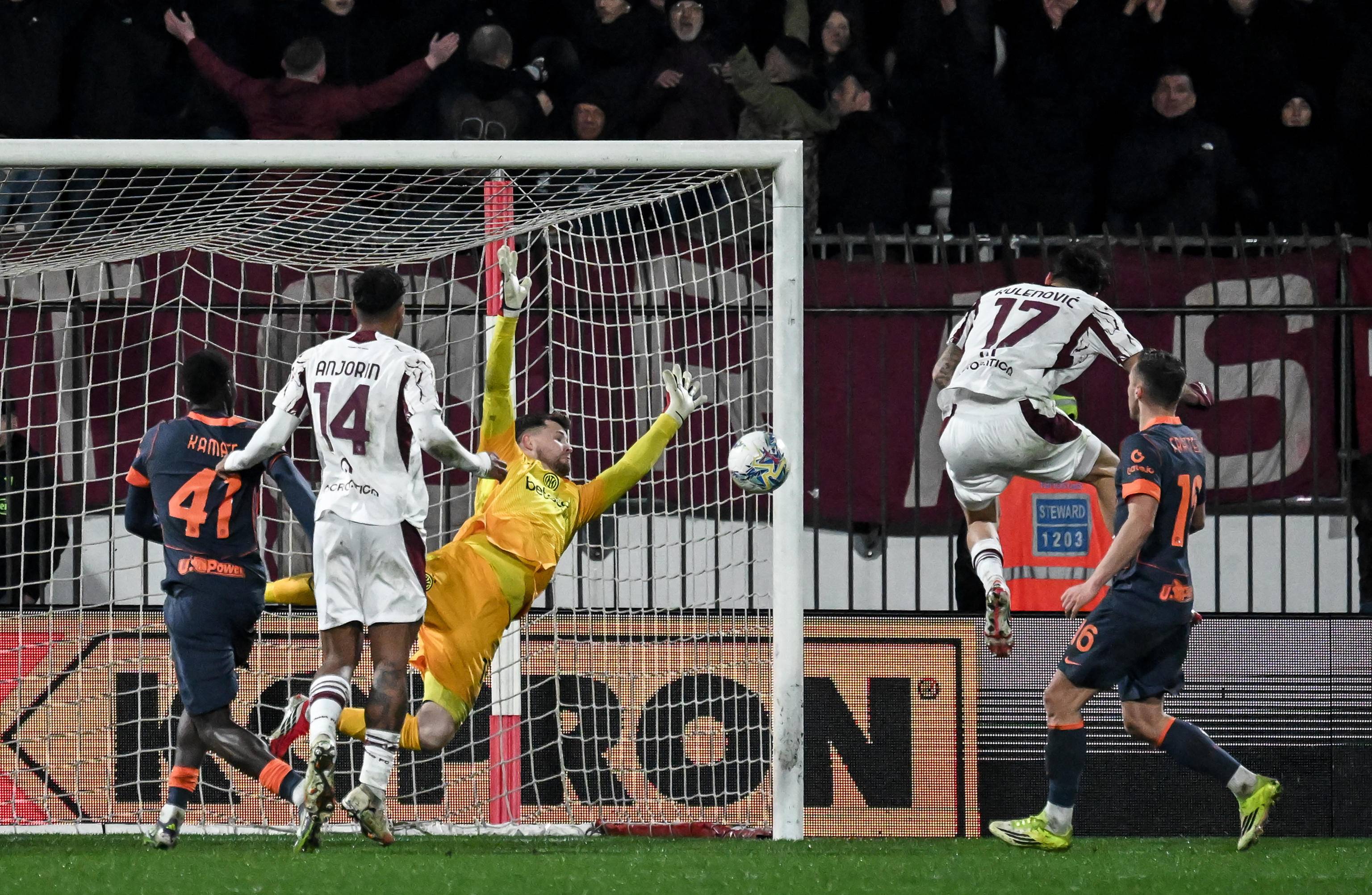 （外代二线）足(zú)球——意(yì)大利盃(bēi)：国米晋级半决賽(sài)