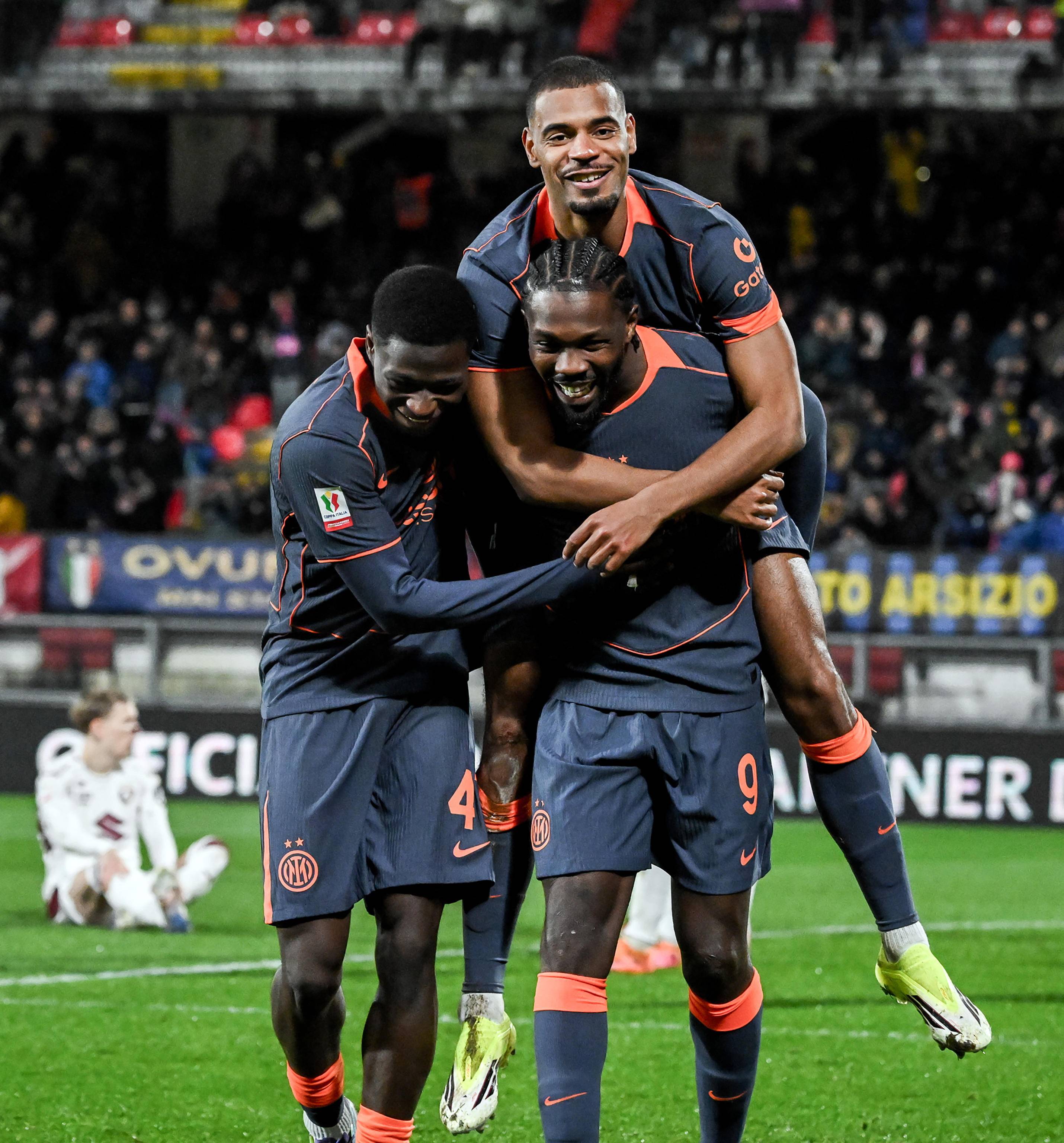 （外代二线）足(zú)球——意(yì)大利盃(bēi)：国米晋级半决賽(sài)