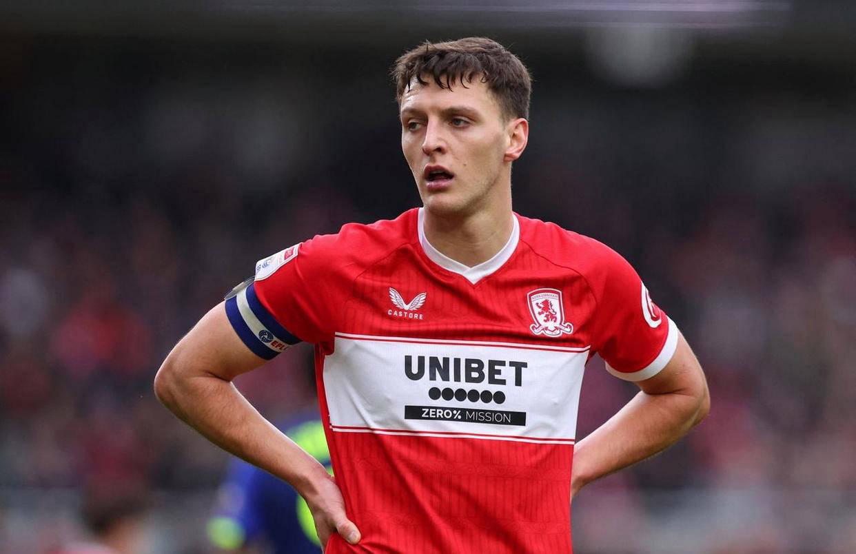 英(yīng)冠榜首(shǒu)大战塵(chén)埃落定：蘭(lán)帕(pà)德带领考(kǎo)文垂逆转米(mǐ)德尔斯堡，重(zhòng)返积分榜首(shǒu)